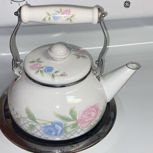 Kitchen Concepts Designed By Sal Tera Himark Enamel